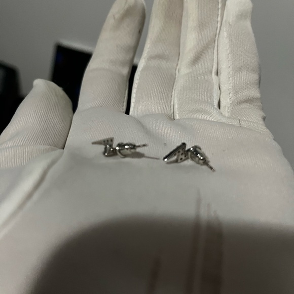 BRAND NEW SILVER DIAMOND LIGHTNING EARRINGS‼️ - Picture 15 of 15
